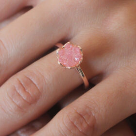 Pembe Lotus Çiçek Figür  Gold Renk Kadın Yüzük