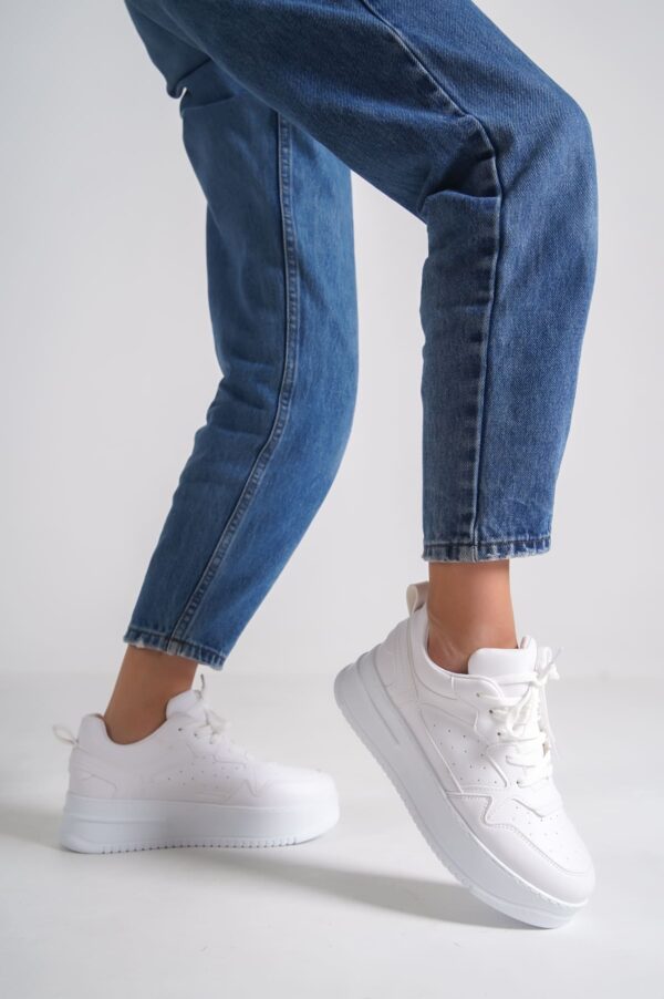 ALESSI Bağcıklı Ortopedik Taban Kadın Sneaker Ayakkabı BT Beyaz - Görsel 2