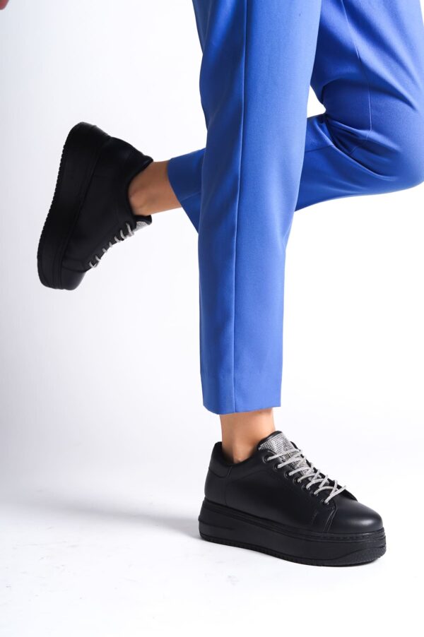 DELLA Bağcıklı Ortopedik Taban Taşlı Kadın Sneaker Ayakkabı ST Siyah - Görsel 2